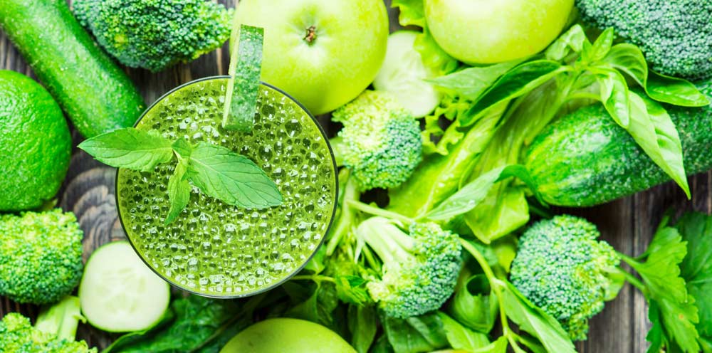 Refreshing Green Juice for Cancer - Hekma Center